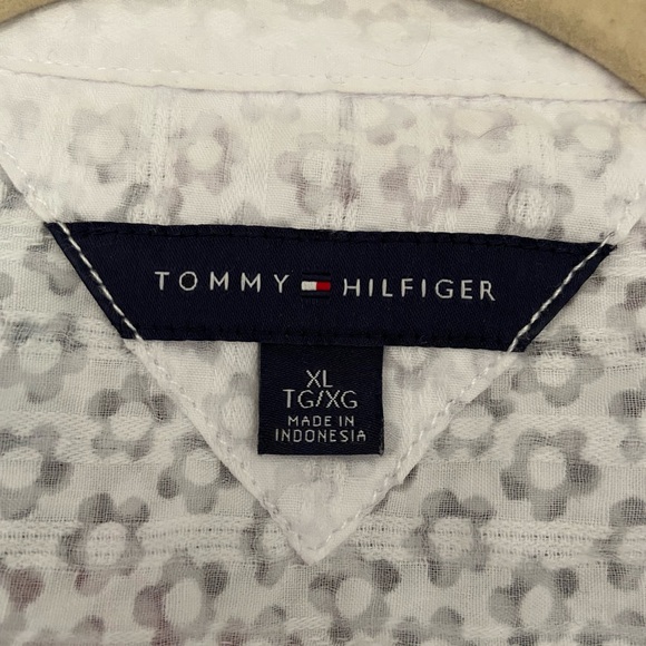 Tommy Hilfiger Button-Down Top - Picture 4 of 7